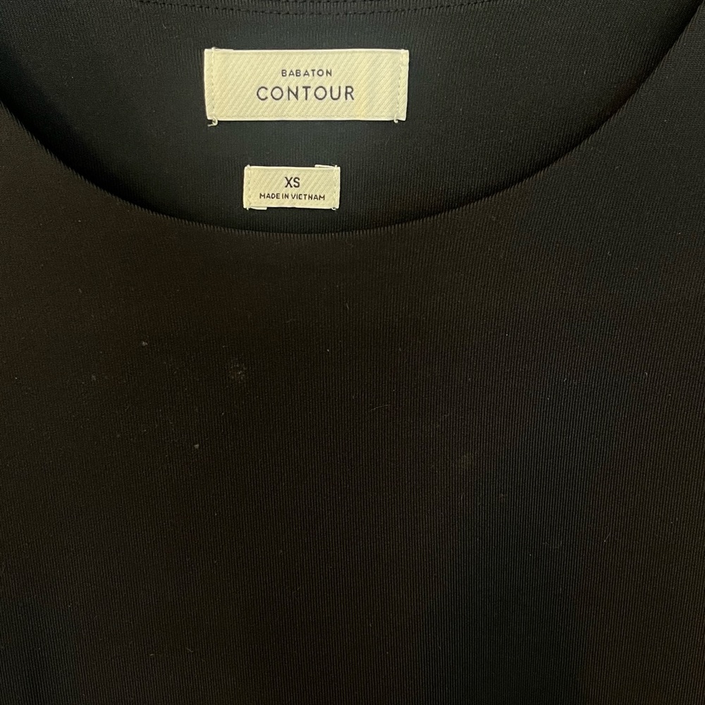 Babaton Contour Black Top